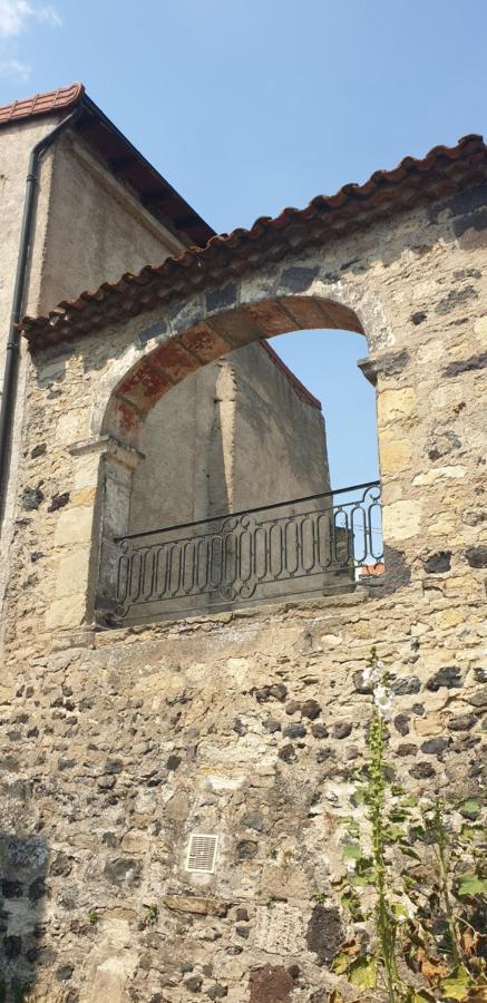 Saint-Saturnin  La Tour Noble B&B 외부 사진