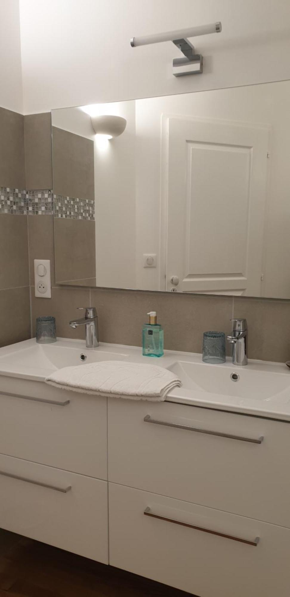 Saint-Saturnin  La Tour Noble B&B 외부 사진